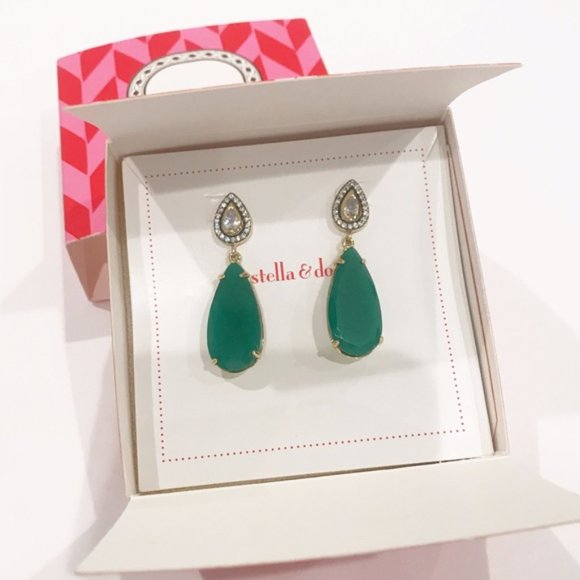 :: Stella & Dot~Ultra-RARE~Retired Emerald + Gold Liz Drop Earrings - Picture 9 of 9